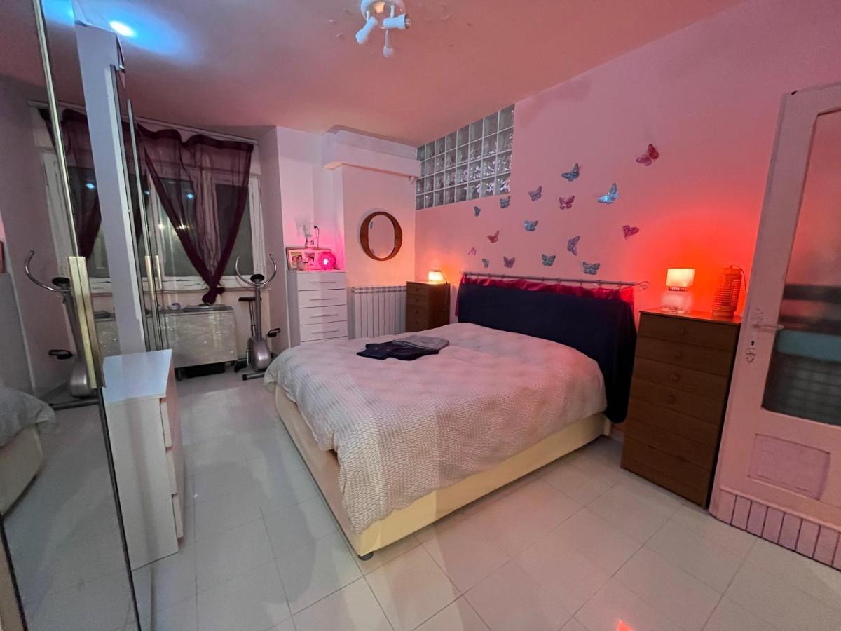 Affitto Due Camere, Due Bagni In Appartement Rome